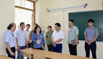 Thứ trưởng Ngô Thị Minh kiểm tra công tác chuẩn bị thi tốt nghiệp THPT tại Cao Bằng